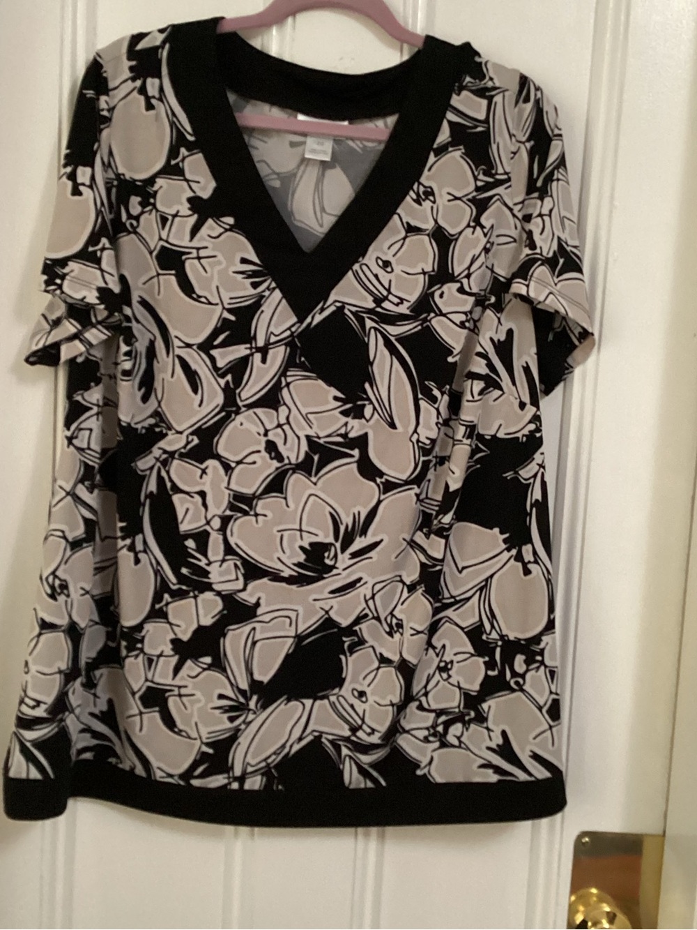 Women’s Floral V-Neck Blouse in Black and Cream